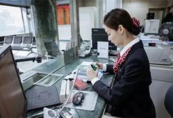 银行工作人吃瓜,吃瓜背后的金融圈风云