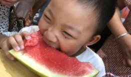 吃瓜的拍照姿势,揭秘吃瓜拍照的时尚姿势