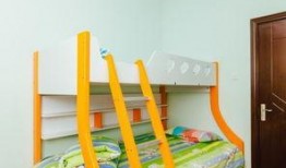 吃瓜西双版纳,吃瓜之旅，品味热带风情